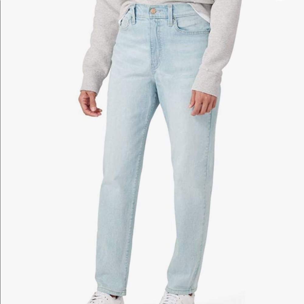 Signature by Levi Strauss Mom Jeans